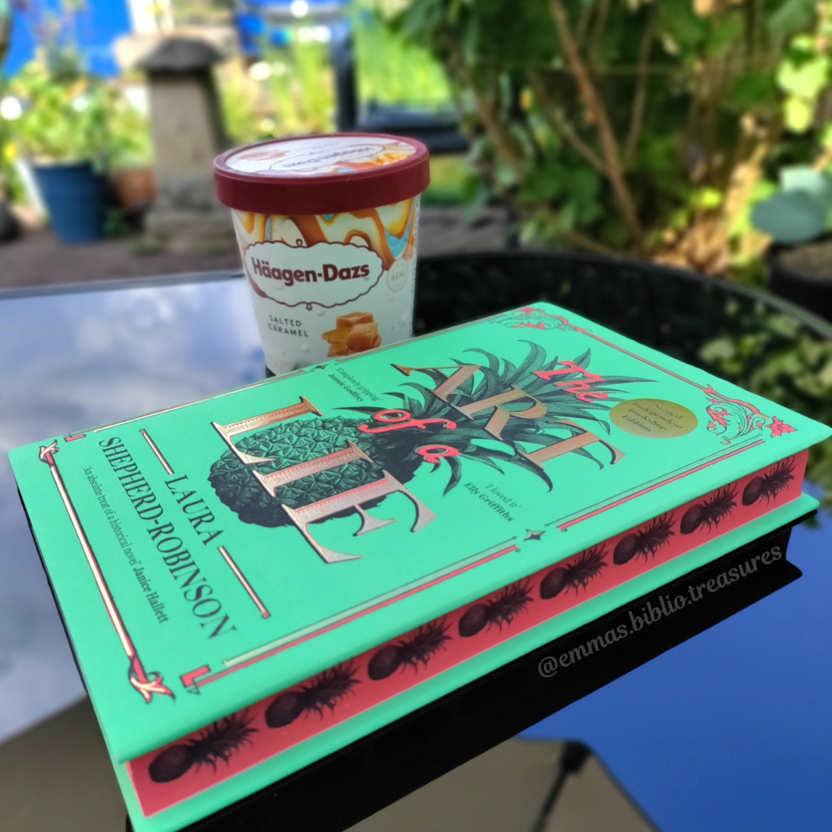 BOOK REVIEW: The Art of a Lie by Laura Shepherd-Robinson